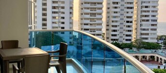 w Oceanview 2BR w/ Terrace n AC in El Laguito