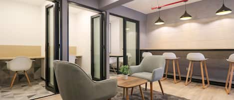 公寓 | 2 多间卧室、高速上网