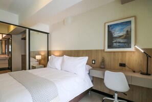 Apartment | 1 bedroom, Internet - w Modern 1BR in San Isidro (Lima)