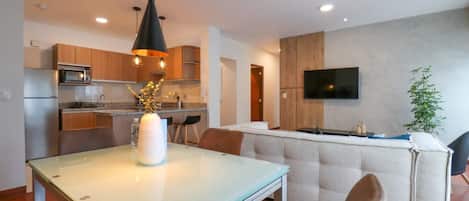 Apartment | 2 bedrooms, Internet