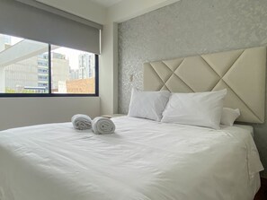 Apartment - Beautiful 2BR With Balcony in Miraflores (Lima)