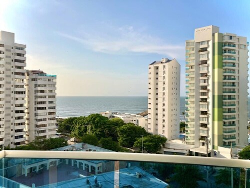 Cozy 2BR w/ Ocean View n AC in Cartagena