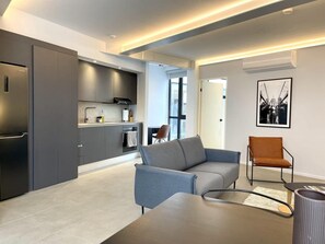 Apartment | 1 bedroom, desk, iron/ironing board, Internet - w Elegant 1BR With Rooftop Pool In Casco Antiguo (Panama City)