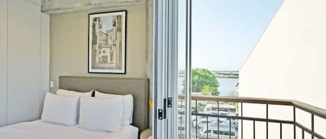 2 bedrooms, Internet