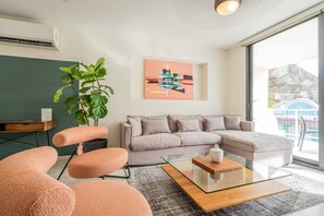 2 bedrooms, Internet - Picturesque 2BR in Casco Antiguo (Panama City)