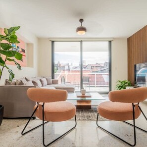 2 bedrooms, Internet - Picturesque 2BR in Casco Antiguo (Panama City)