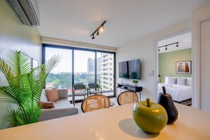 公寓 | 1 多间卧室、高速上网