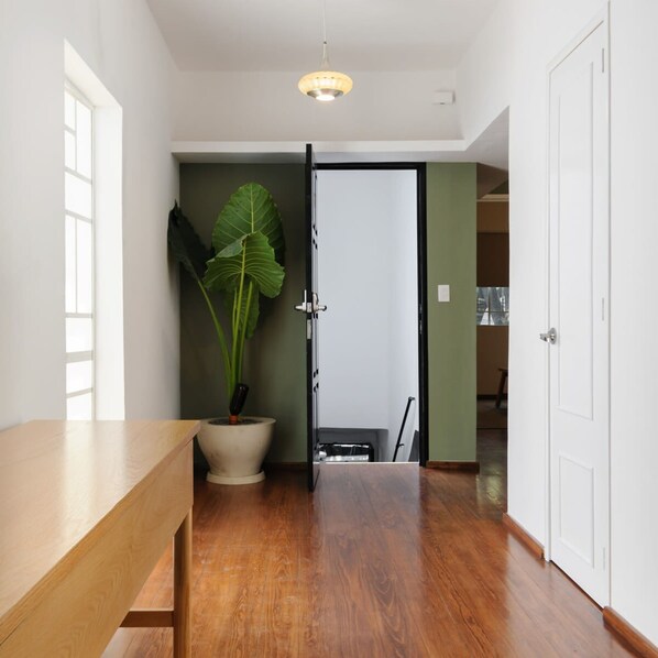 1 bedroom, Internet - w Beautiful 1BR in Condesa (Mexico City)