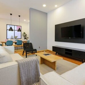 Apartment | 3 bedrooms, Internet - w Perfect 3BR Duplex in Roma Norte (Mexico City)