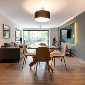 Apartment | 2 bedrooms - w Charming 2BR With Balcony Parque Espa a (Mexico City)