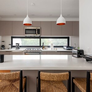 3 bedrooms, Internet - w Bright 3BR Duplex With Terrace in Polanco (Mexico City)