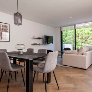 3 bedrooms, Internet - w Bright 3BR Duplex With Terrace in Polanco (Mexico City)