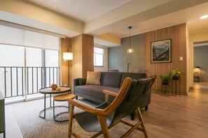 Interior - w Beautiful 1BR in Miraflores (Lima)