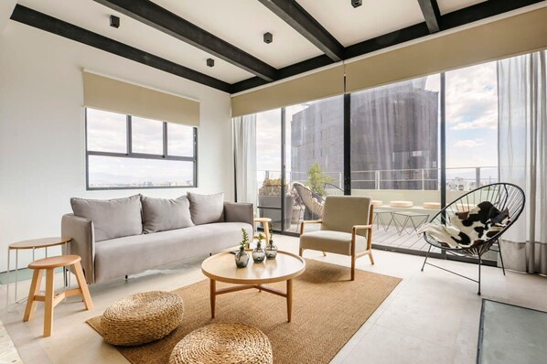 3 bedrooms, Internet - Spectacular 3BR Triplex in Roma Norte (Mexico City)