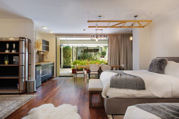 House | 4 bedrooms, Internet - w Amazing 4BR House in Condesa (Mexico City)