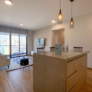 Apartment | 2 bedrooms, Internet - w Fantastic 2BR in the Heart of Miraflores (Lima)