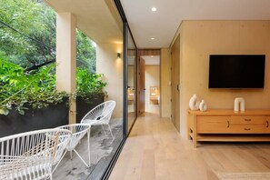 2 bedrooms, Internet