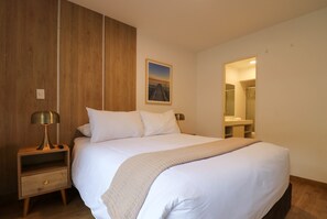 2 bedrooms, iron/ironing board, Internet - Perfect 2BR in Miraflores (Lima)