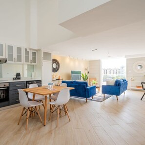 公寓 | 3 間臥室、網路服務