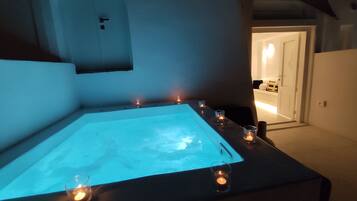 Junior Suite With Private Jacuzzi | Balcony