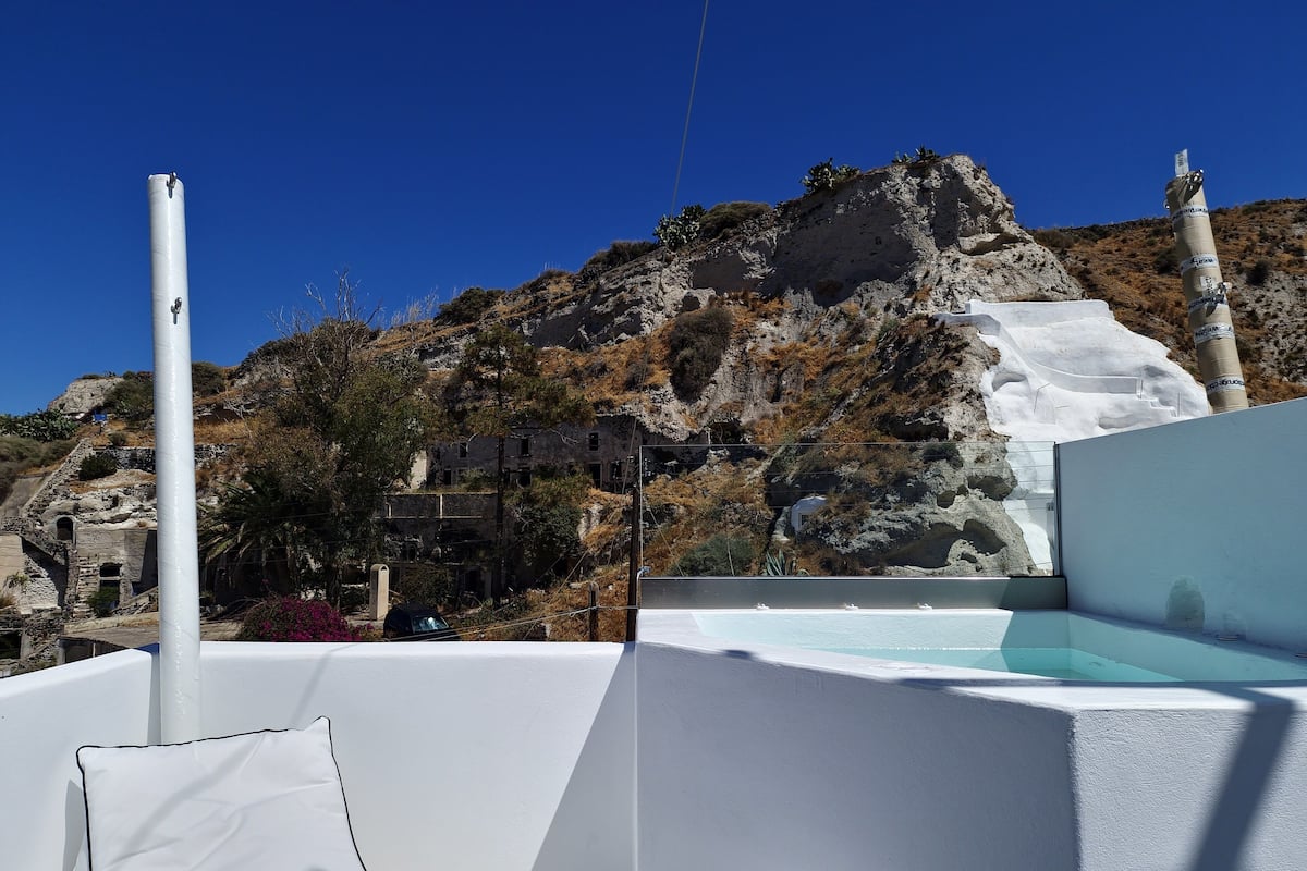 Standard Suite | Individually decorated, individually furnished, blackout curtains