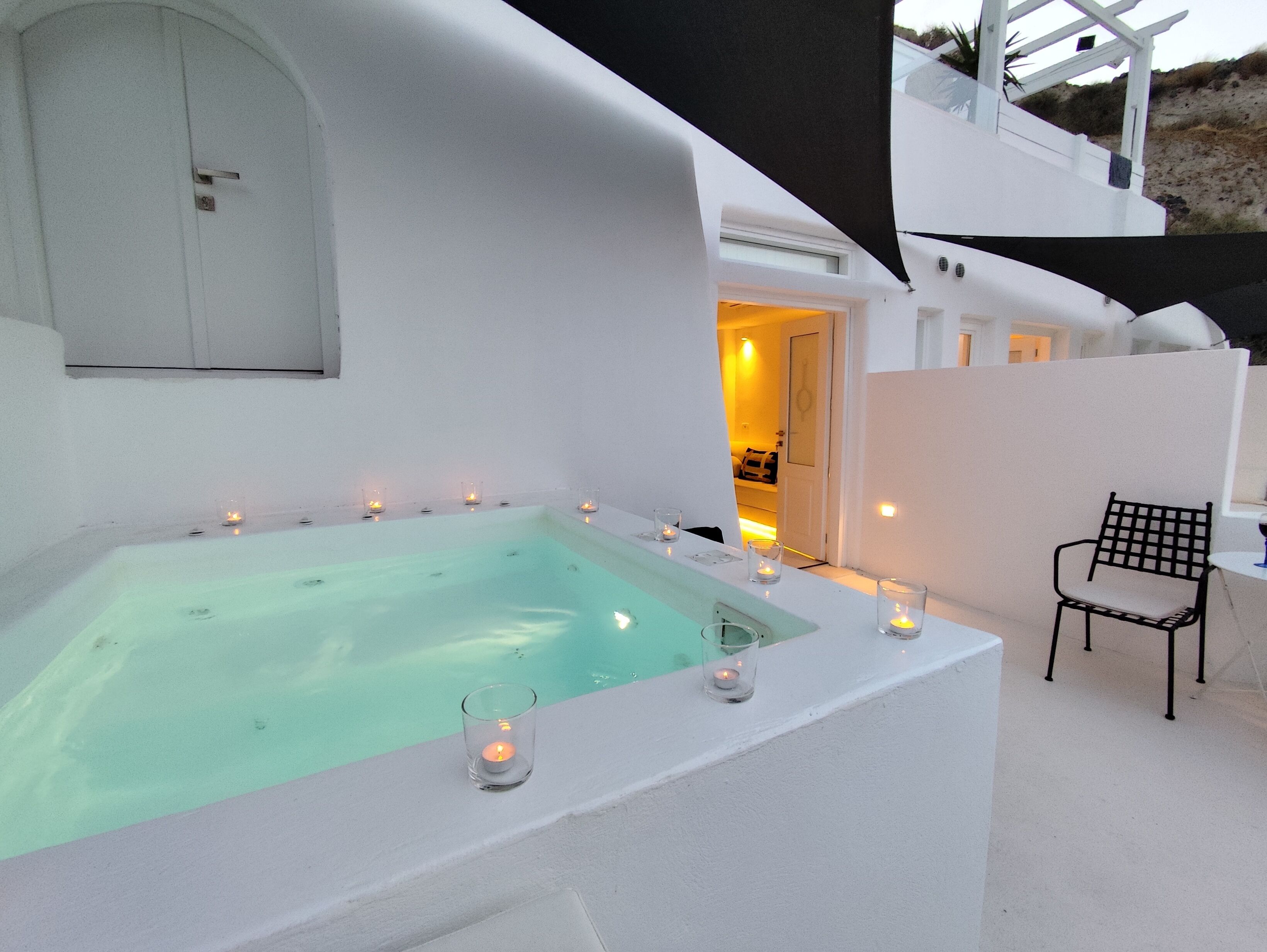 Junior Suite With Private Jacuzzi | Balcony