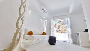 Junior Suite With Private Jacuzzi | Private kitchen