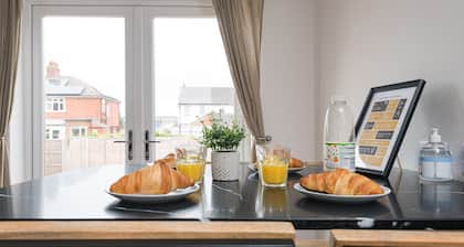 Captivating Beverley 3-bed House Private Parking