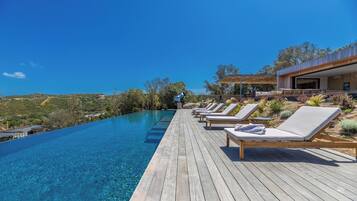 Piscine extérieure, piscine chauffée