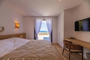 6 Schlafzimmer, Schreibtisch, Bügeleisen/Bügelbrett, WLAN