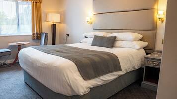 1 habitación, cortinas blackout y sistema de insonorización