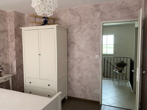 1 chambre, Wi-Fi, draps fournis