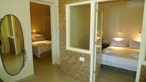 2 bedrooms, iron/ironing board, WiFi, bed sheets - Drakkar House 3 (Santorini)