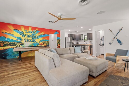 Lake Access, Kayaks, Firepit, Screened Porch