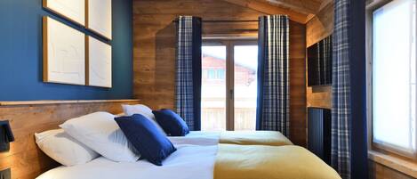 5 室のベッドルーム、アイロン / アイロン台、WiFi、ベッドシーツ