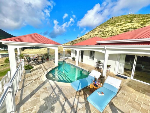 Villa Norman Cozy + Stylish Studio