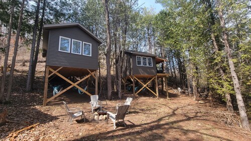 Treehouse Cabin in the Bluff Woodlands North