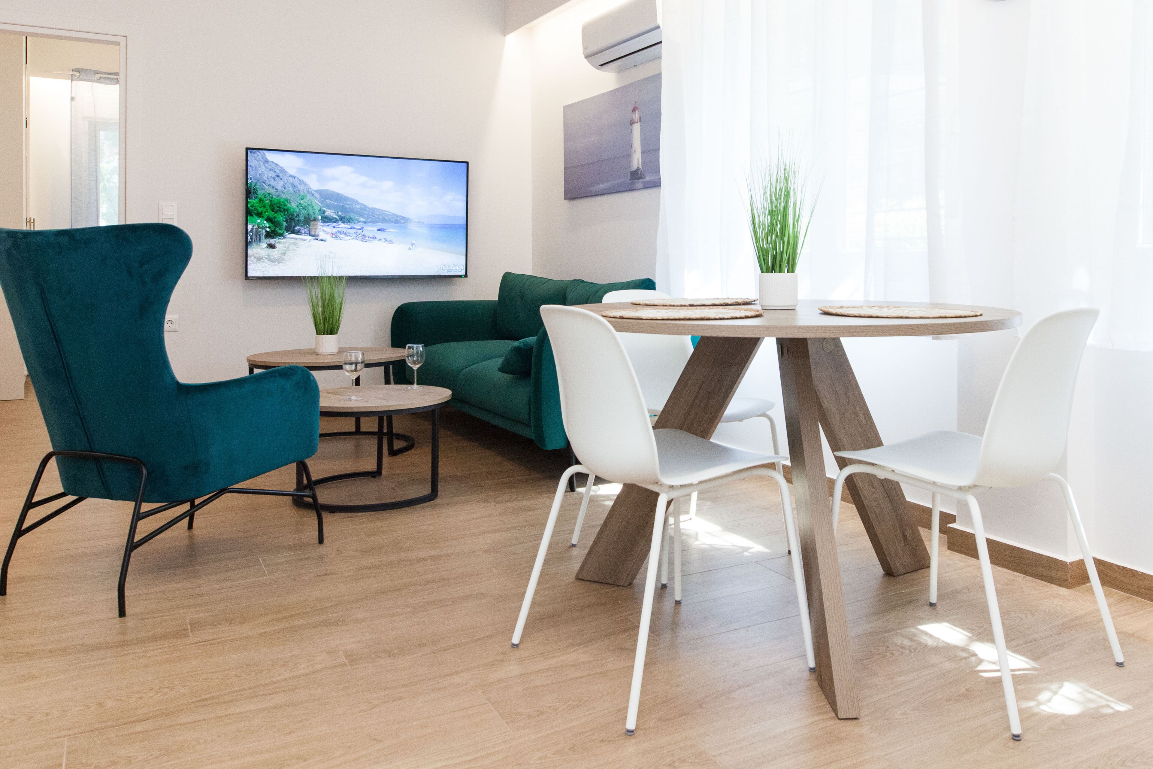 Apartment | Living area | TV