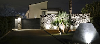 Villa Vetrano è Situata in una Zona Tranquilla ed a Circa 30 km da Napoli