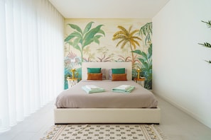 4 bedrooms, iron/ironing board, travel cot, free WiFi