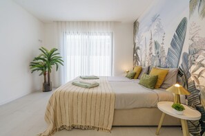 4 bedrooms, iron/ironing board, travel cot, free WiFi