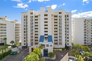 Condo, várias camas (SeaSpray East 825) | Fachada