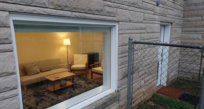 Prof's Place: by IU Stadium, Griffy Lake/Woods