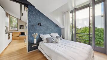 5 slaapkamers, een strijkplank/strijkijzer, wifi, beddengoed
