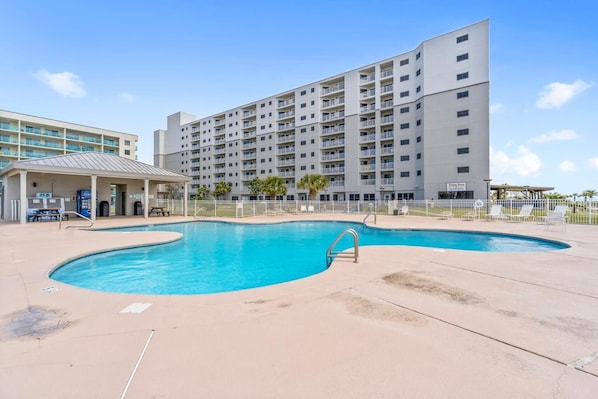Condo, varias camas (Royal Gulf Beach & Racquet Club 5313) | Alberca | Alberca al aire libre 