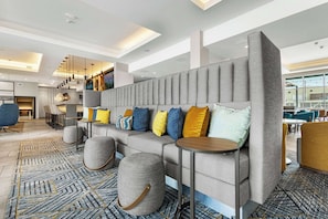 Lobby - Homewood Suites By Hilton Colorado Springs Airport, Co (Colorado Springs)