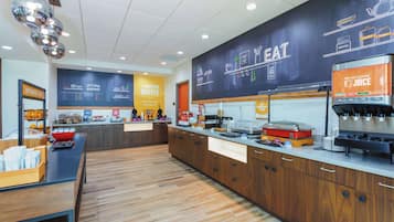 Free daily buffet breakfast