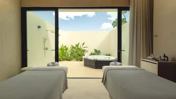 Sauna, poreallas, höyrysauna, vartalohoitoja, vartalokääreitä