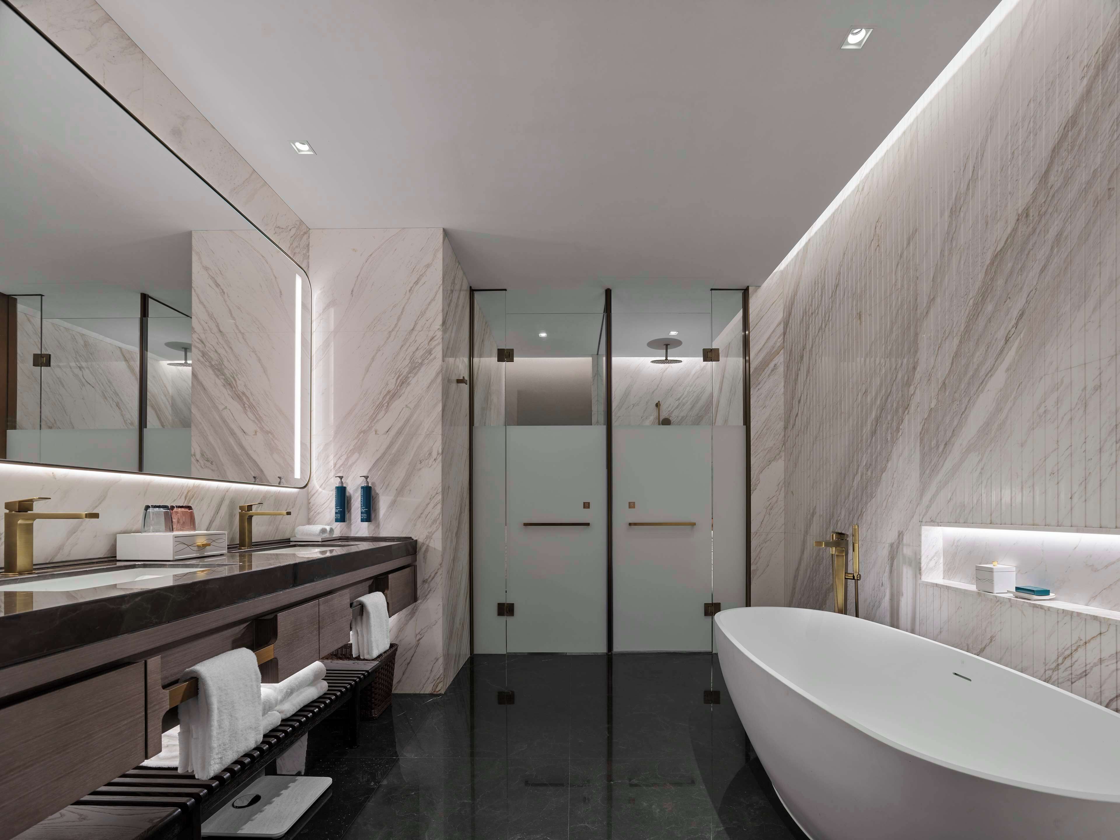 Bathroom shower