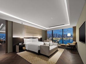 Suite, 1 King Bed (Ambassador) | Premium bedding, down comforters, minibar, in-room safe